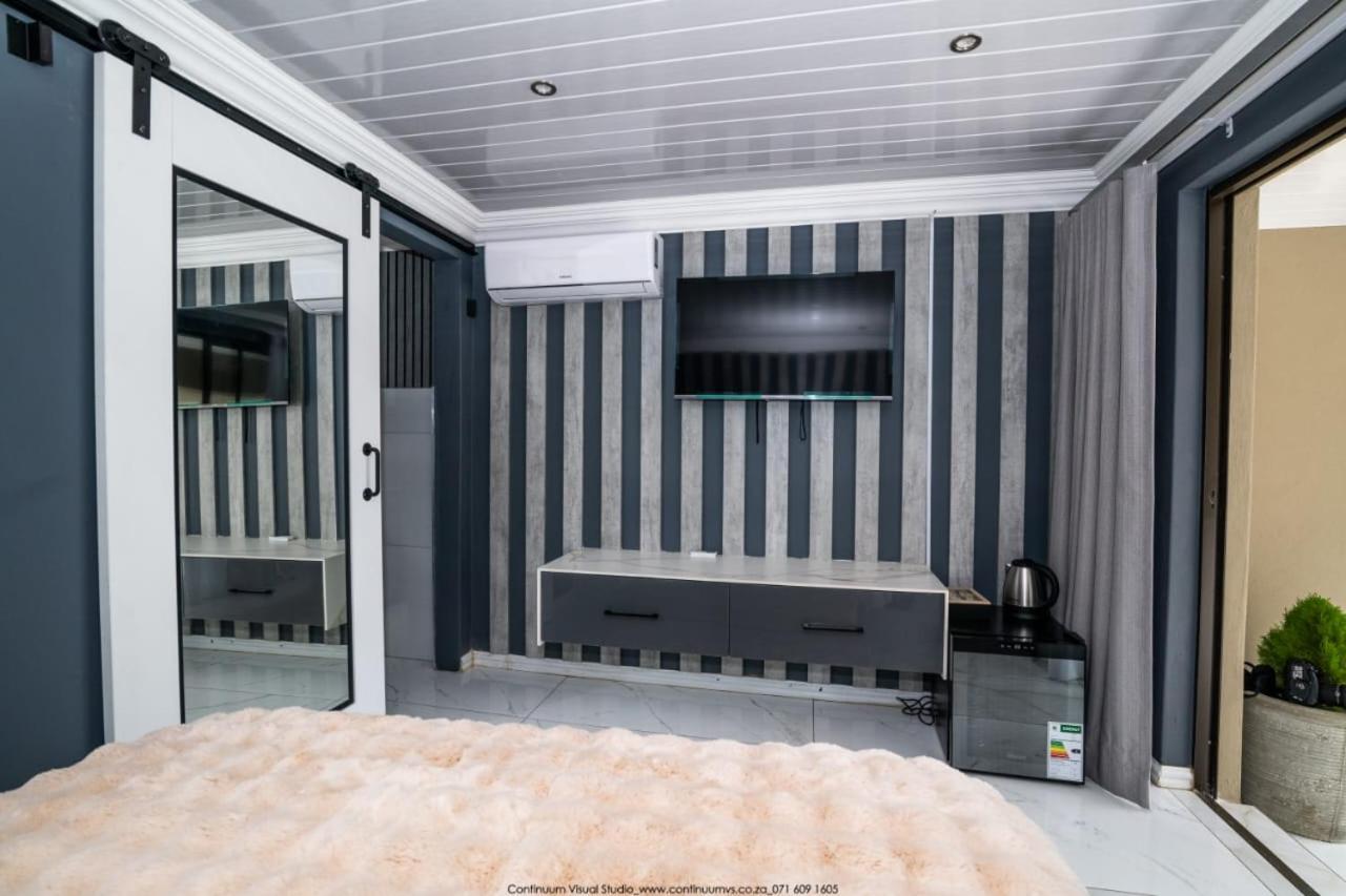 The Fine Line Lodge Pretoria-Noord Esterno foto