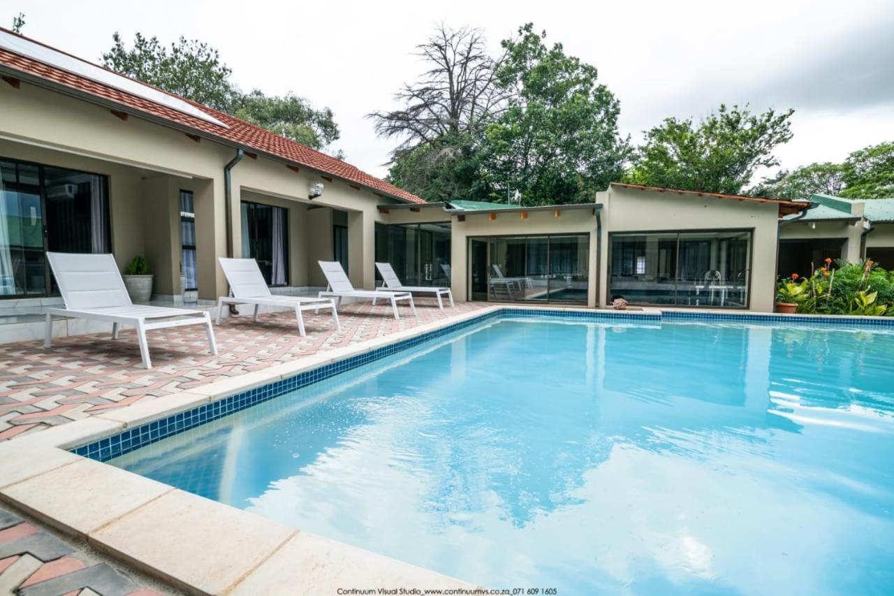 The Fine Line Lodge Pretoria-Noord Esterno foto