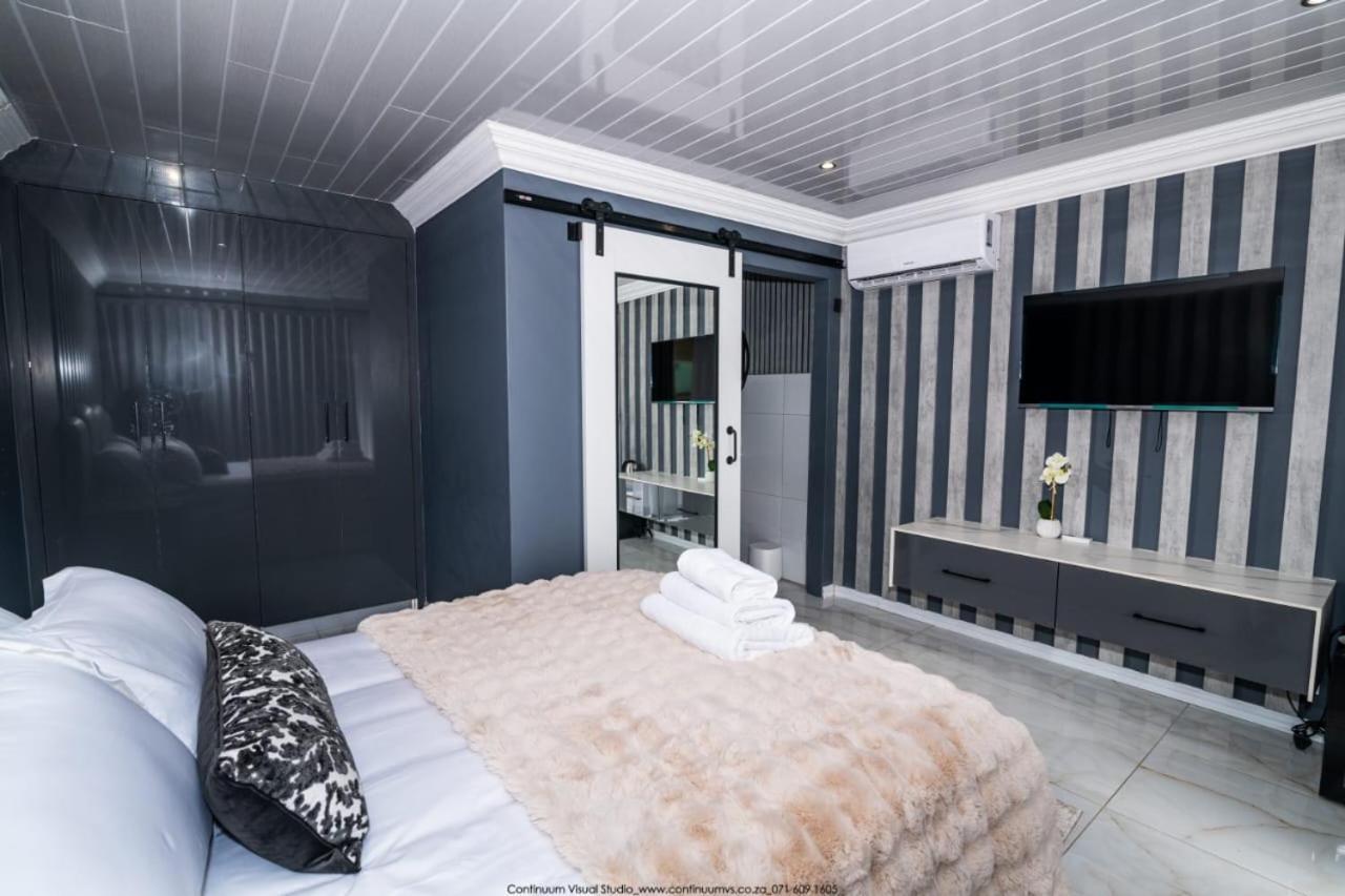 The Fine Line Lodge Pretoria-Noord Esterno foto